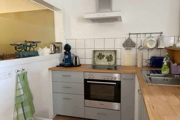 Fewo Einbauküche mit Theke